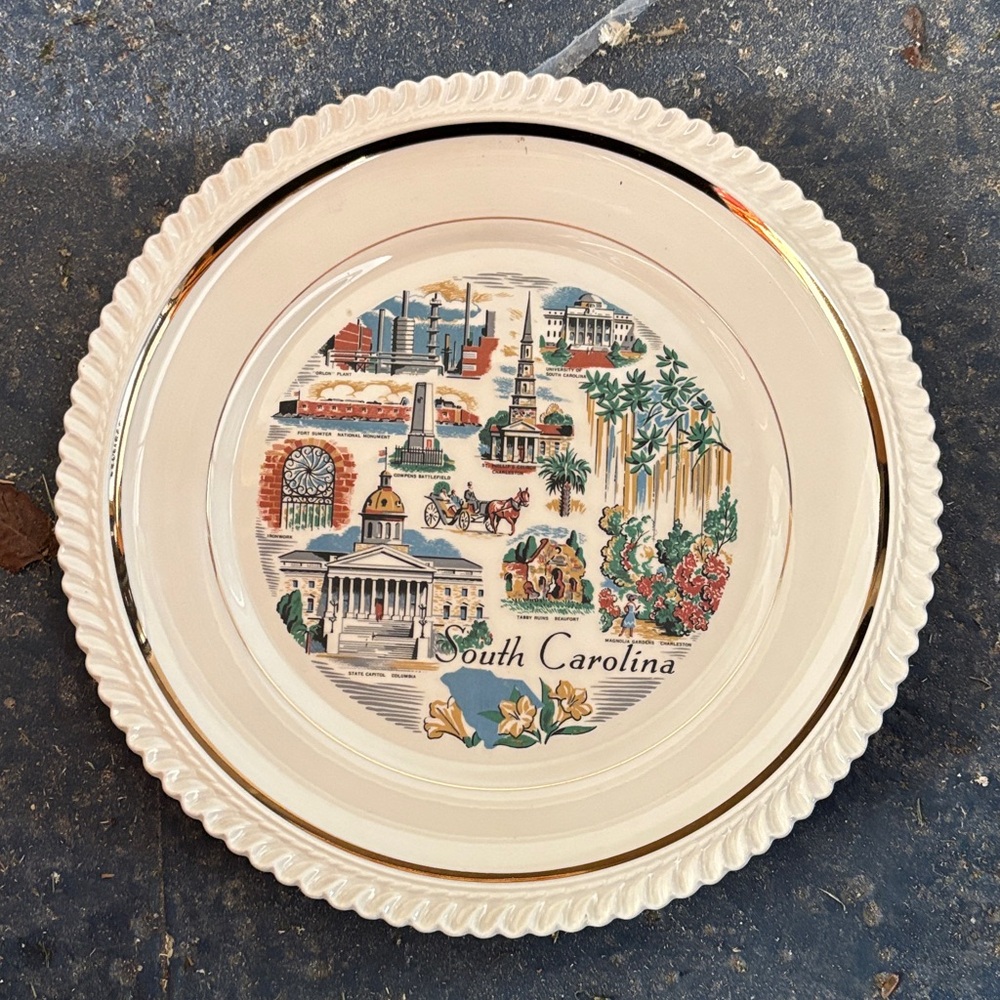 South Carolina Souvenir Plate with Gold Trim